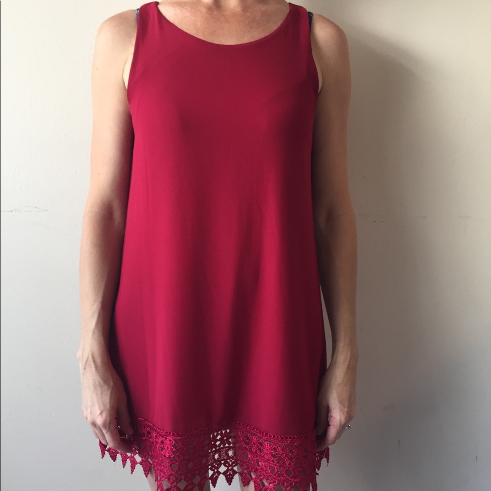 Cute Dress with Lace Bottom - Maroon - XS
